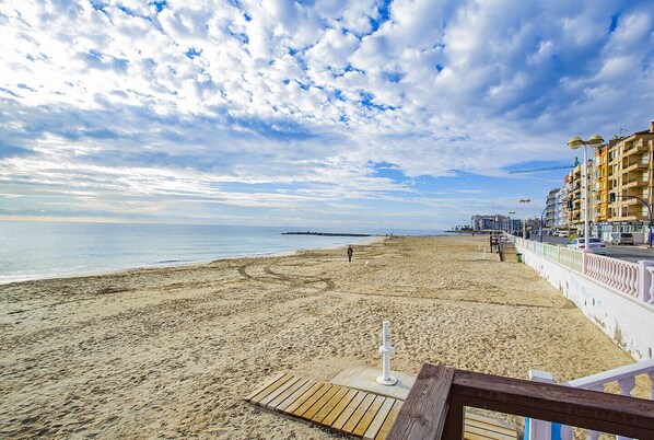 Strand