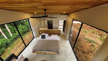 1 slaapkamer, een bureau, gratis wifi, beddengoed