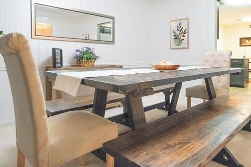 Spacious Game & Grill Retreat Near Ft. Benning & CSU