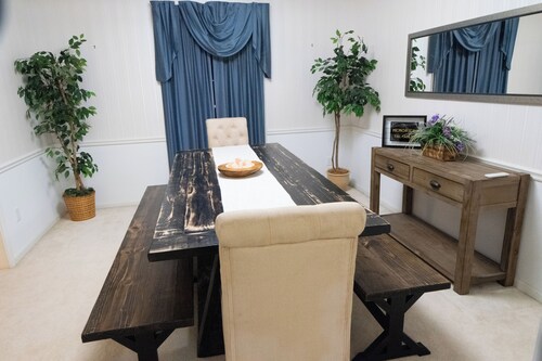 Spacious Game & Grill Retreat Near Ft. Moore & CSU