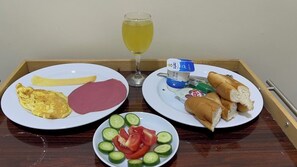 朝食