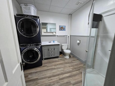 Shower, hair dryer, towels, soap. Harlowton Main Street Experience