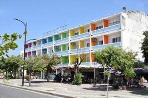 Fachada de la propiedad