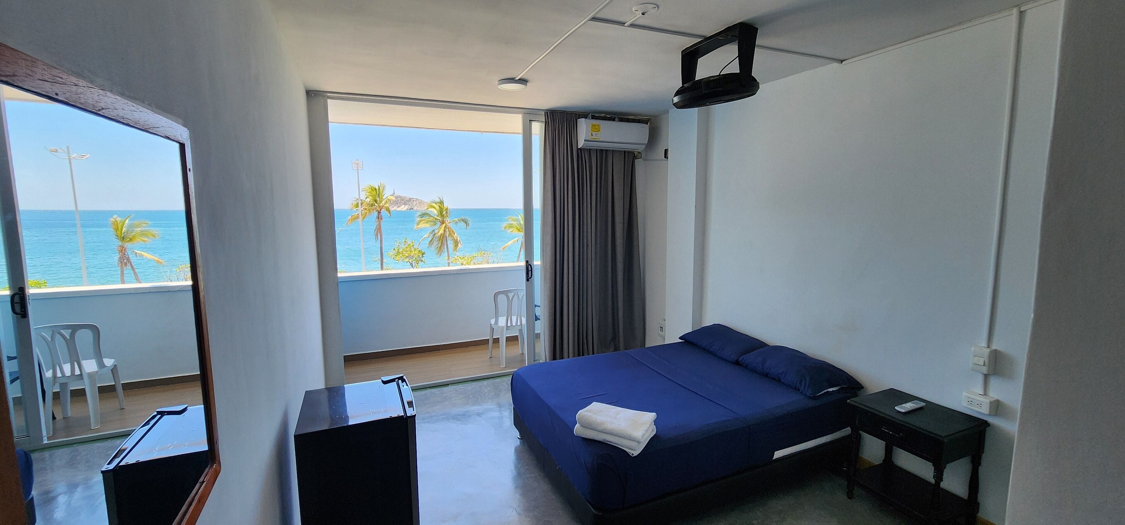 Kamar Double Standar, 1 Tempat Tidur Double, balkon, pemandangan laut (#304) | Wi-Fi gratis dan seprai linen