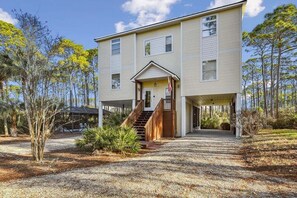Exterior - Silver Lining - Pet Friendly, Beach Access, Private Pool, Beach Gear Credit Included! (St George Island)