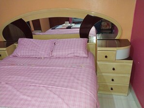 1 bedroom, iron/ironing board, WiFi, bed sheets - HABITA - 203 (Moyobamba)