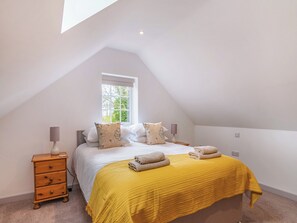 1 bedroom, free WiFi, bed sheets - 1 bedroom accommodation in Bempton (Bempton)