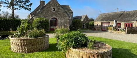 Enceinte de lâhĂ©bergement