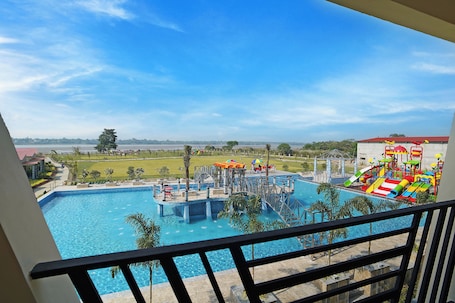 Deluxe Double Room, Balcony, River View | Balcony view. Sher Bengal River Resort