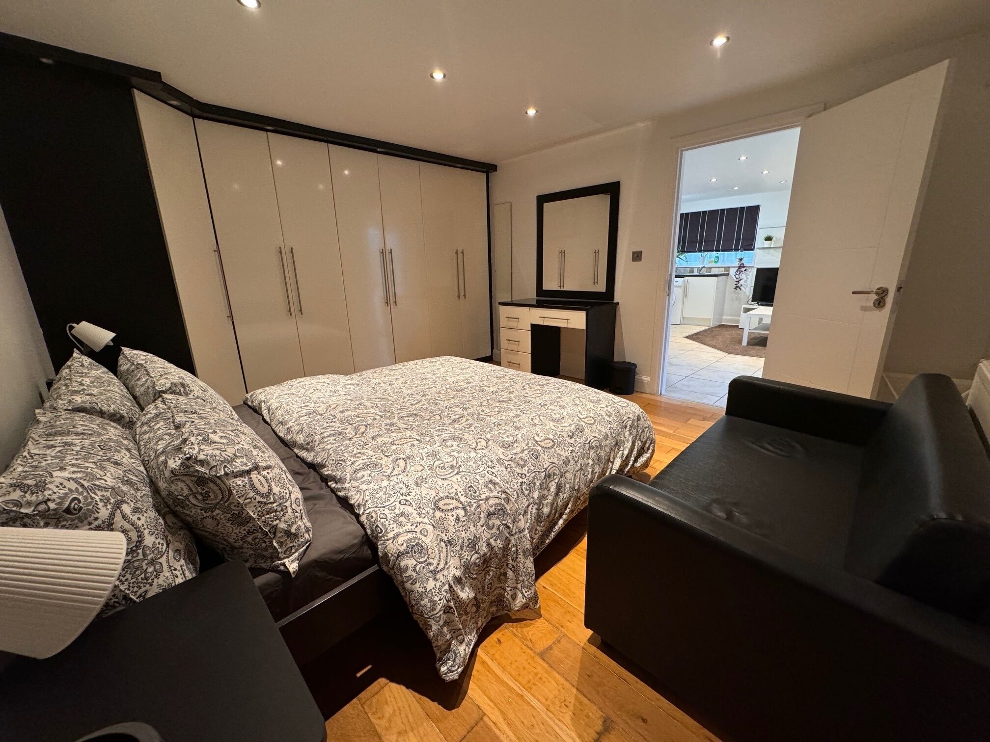 1 chambre, Wi-Fi, draps fournis