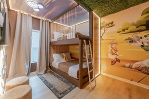 5 chambres, fer et planche à repasser, lit parapluie, Wi-Fi