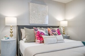 3 chambres, fer et planche à repasser, Wi-Fi gratuit, draps fournis