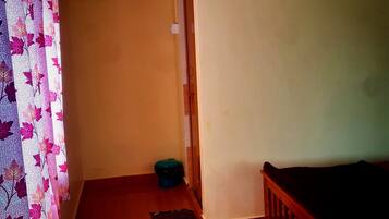 Deluxe Double Room | Soundproofing, free WiFi