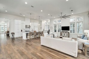 Télévision, cheminée