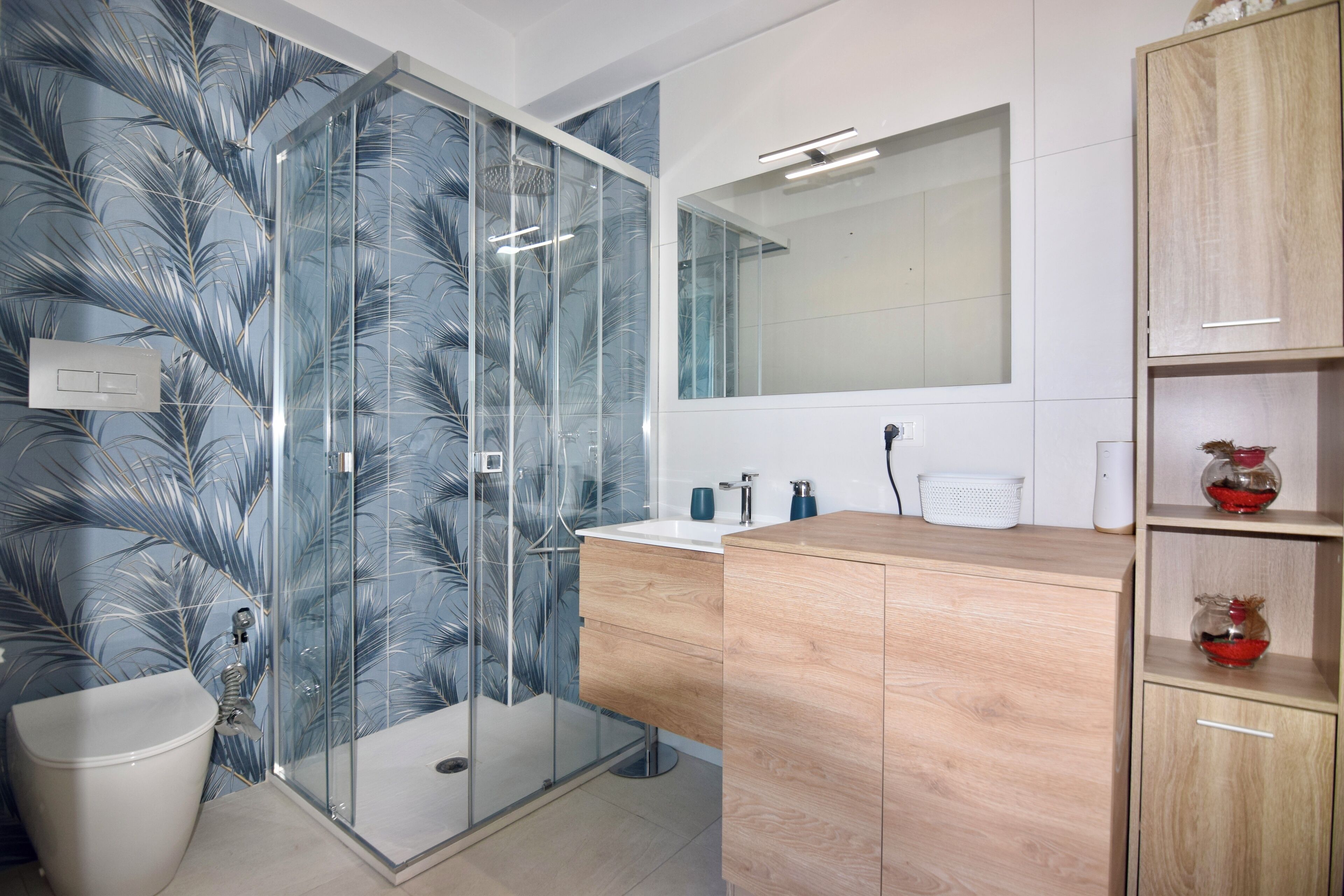 Superior-Zimmer, Stadtblick, Meerseite | Badezimmer