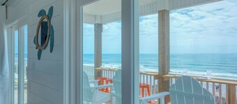 New 2025 Oceanfront Home, ALL Oceanfront Bedrooms, Private Beach Access, Porches