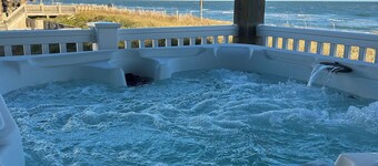 2025 Oceanfront, ALL Oceanfront BR’s, HOT TUB, Private Beach Access & Porches