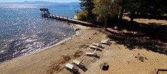 Spend Thanksgiving at Lake Tahoe North Shore at a Charming 2-bedroom resort