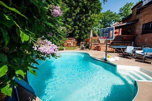 La Maison de Suzana Piscine chauffée and terrasse