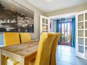 Dining - Beautiful 3-Bed Riverside Townhouse w/ Parking - Pass the Keys (Belfast)