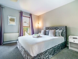 3 chambres, fer et planche à repasser, Wi-Fi gratuit, draps fournis