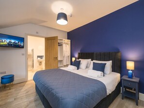 7 chambres, fer et planche à repasser, Wi-Fi gratuit, draps fournis