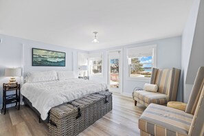 4 bedrooms, WiFi, bed sheets
