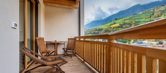 305A Apartments No 10