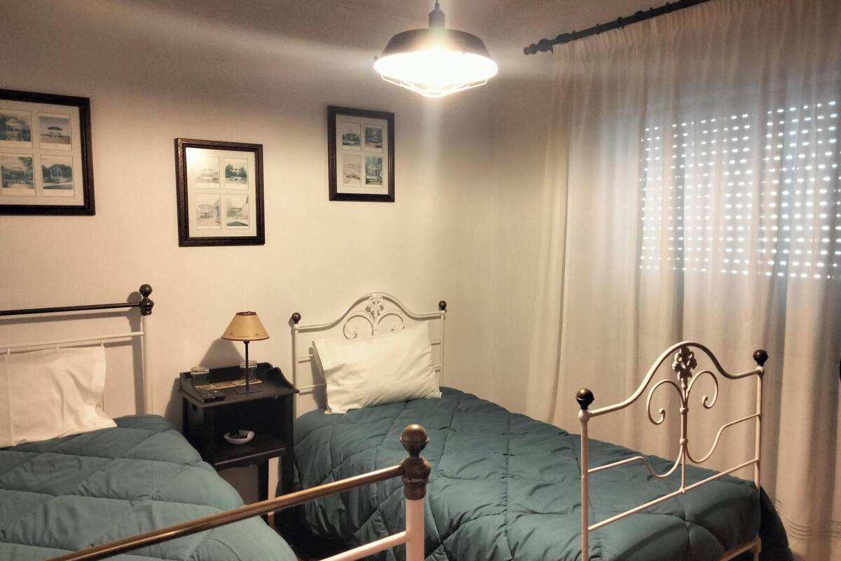 Economy Twin Room, Balcony, Garden View | Free WiFi, bed sheets