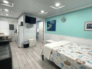 Bügeleisen/Bügelbrett, WLAN, Bettwäsche