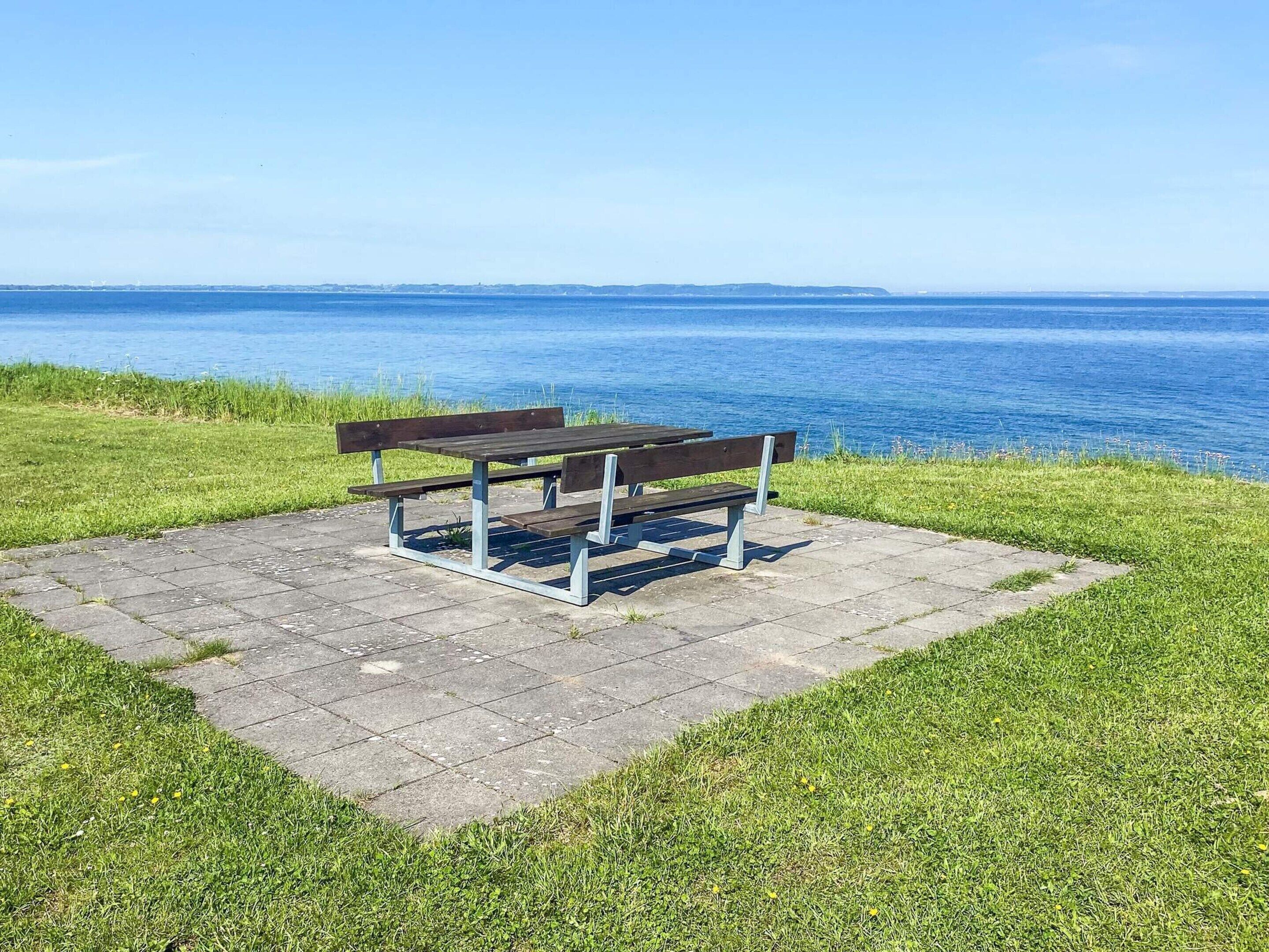 House | Outdoor dining