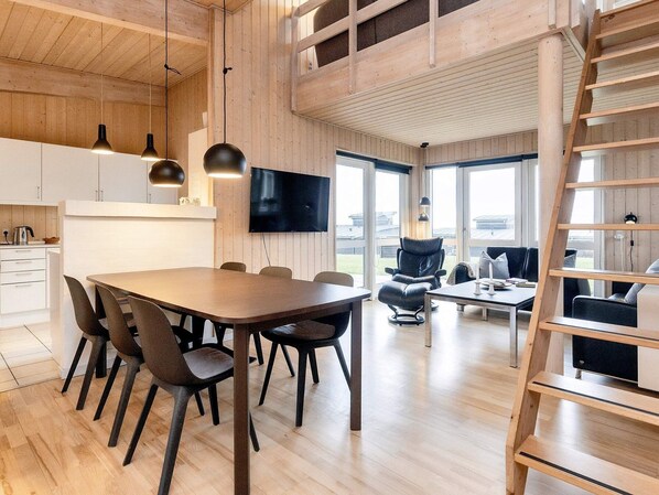 House | Private kitchen - Well-maintained Holiday Home in Faborg (Faaborg)