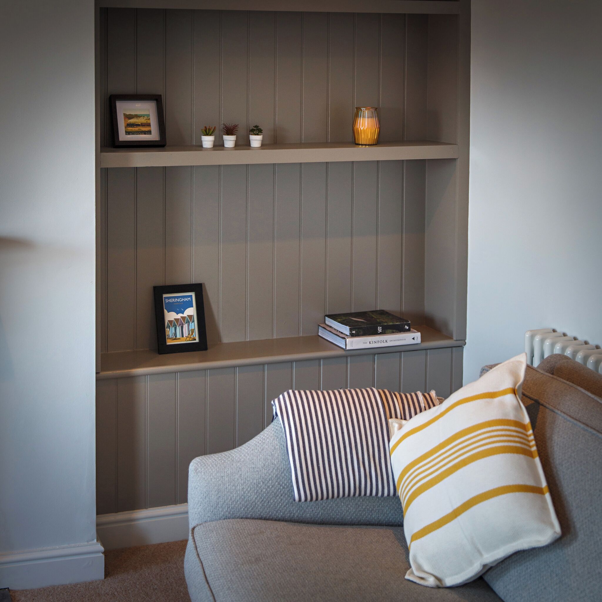 Deluxe Duplex, 3 Bedrooms, Sea View | Living area | TV