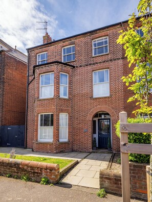 Front of property - The Sands Sheringham (Sheringham)