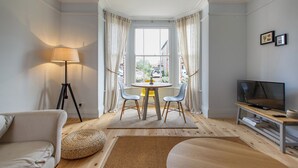 Appartement Luxe, 2 chambres, vue cour intérieure