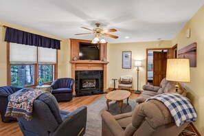 TV connectée, cheminée