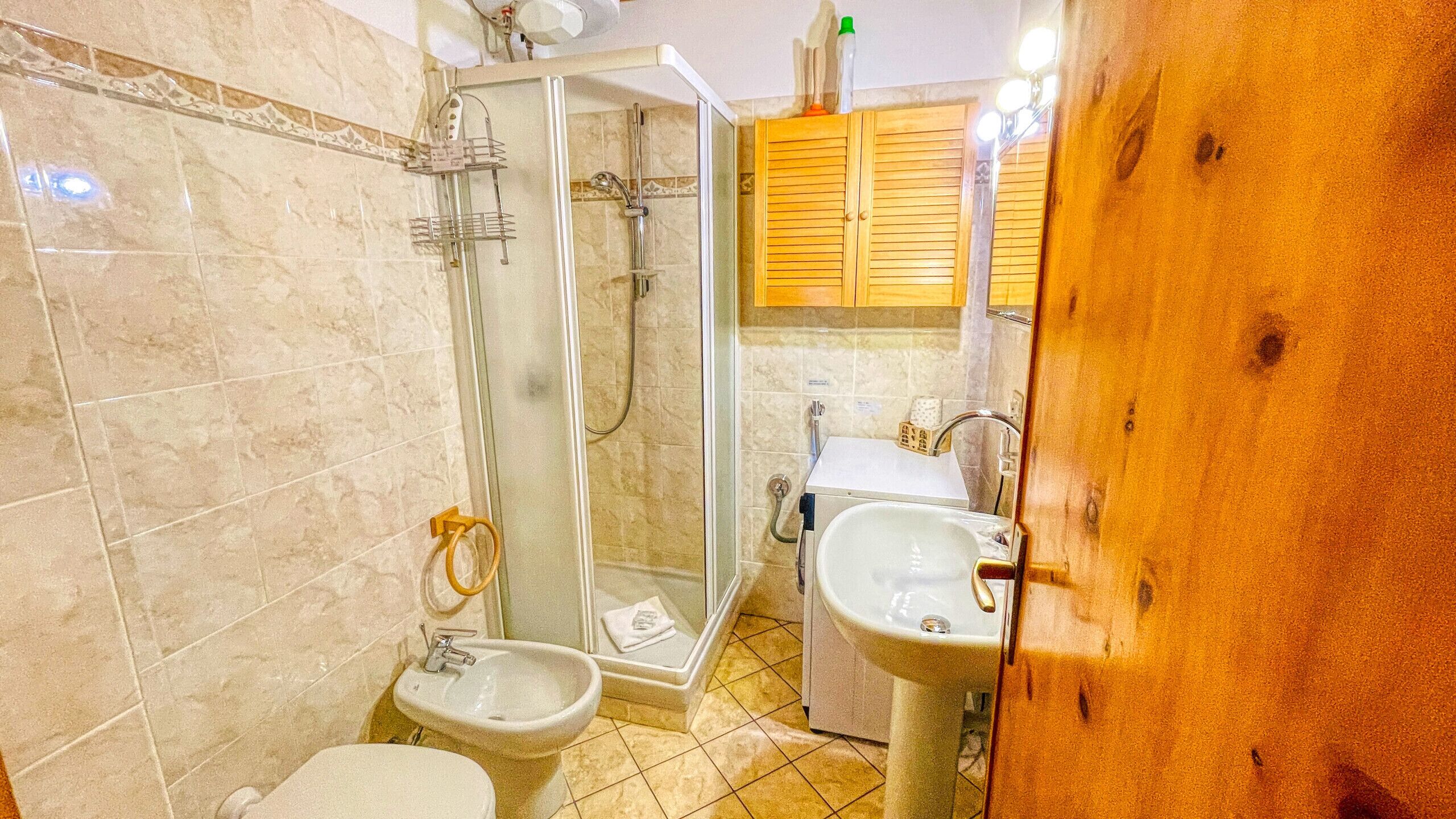 Doccia, asciugacapelli, asciugamani