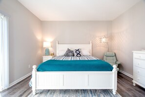 3 bedrooms, desk, free WiFi, bed sheets