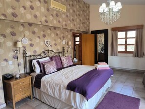 4 chambres, fer et planche à repasser, Wi-Fi, draps fournis