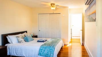 3 chambres, bureau, fer et planche à repasser, Wi-Fi gratuit