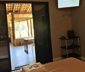 Exclusive Cabin, Pool Access, Lake View | Terrace/patio - Recanto Elter (Piracaia)