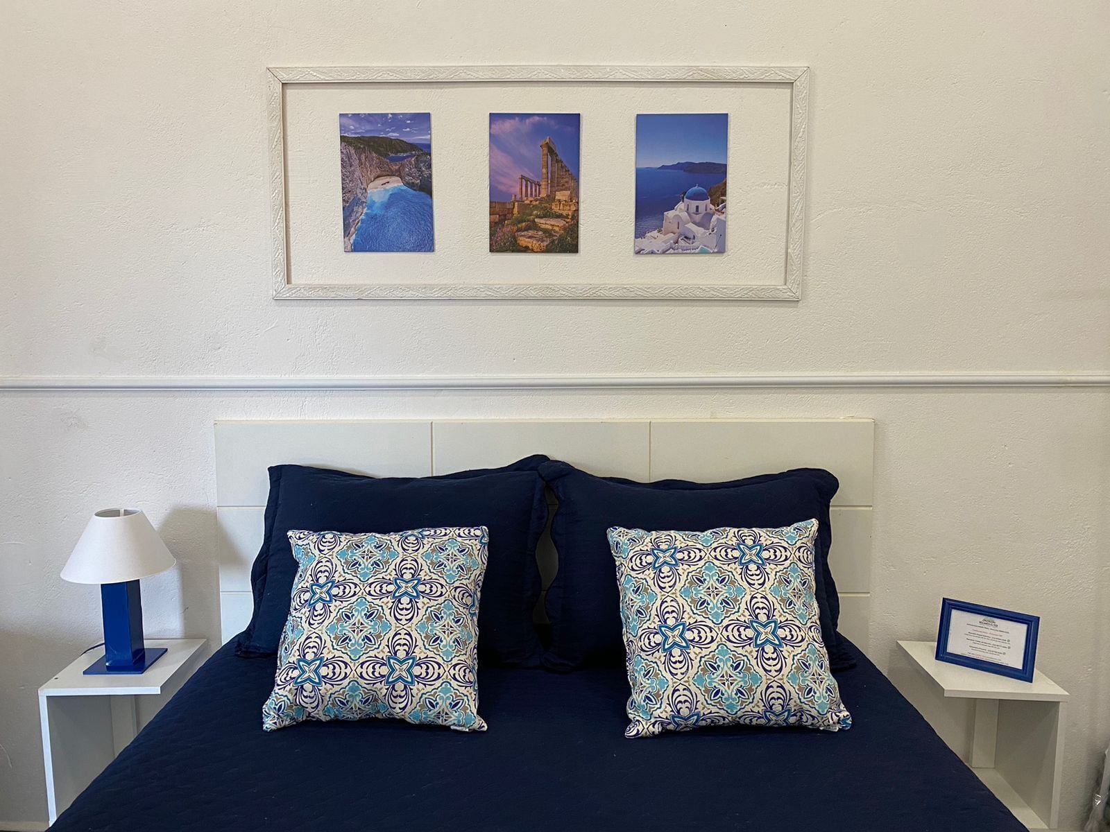 Espacio para trabajar con laptop y wifi gratis 