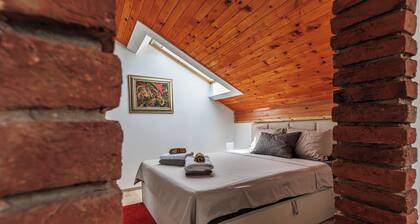 Chic & cozy studio - modern comforts, 2 min from the centre & top attractions!