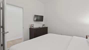 1 bedroom, iron/ironing board, free WiFi, wheelchair access