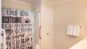 Towels, soap, shampoo, toilet paper