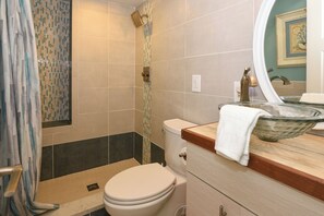 Shower, towels