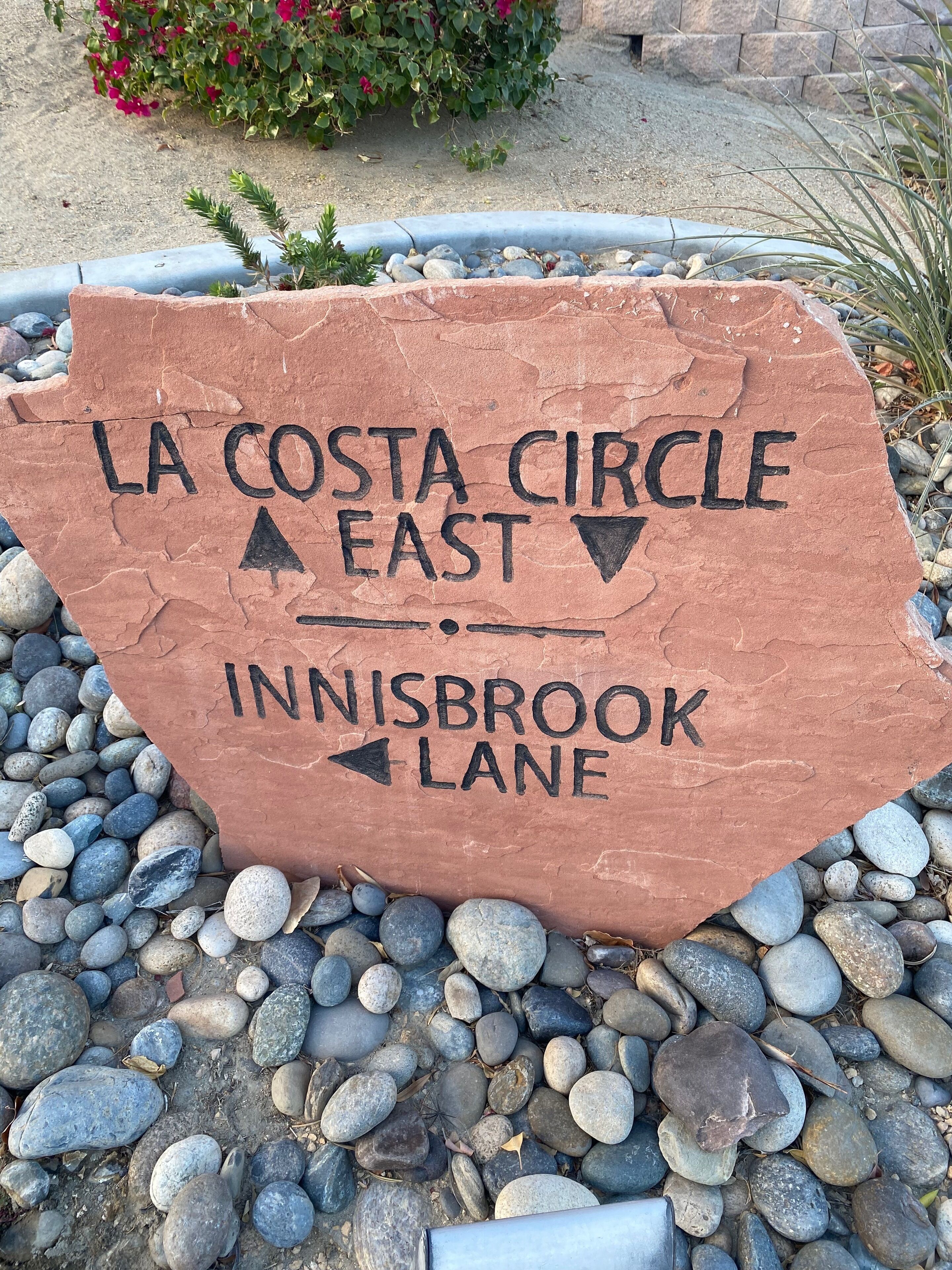 Opaste La Costa Circle East -tielle, Innisbrook Lanen risteyksessä.