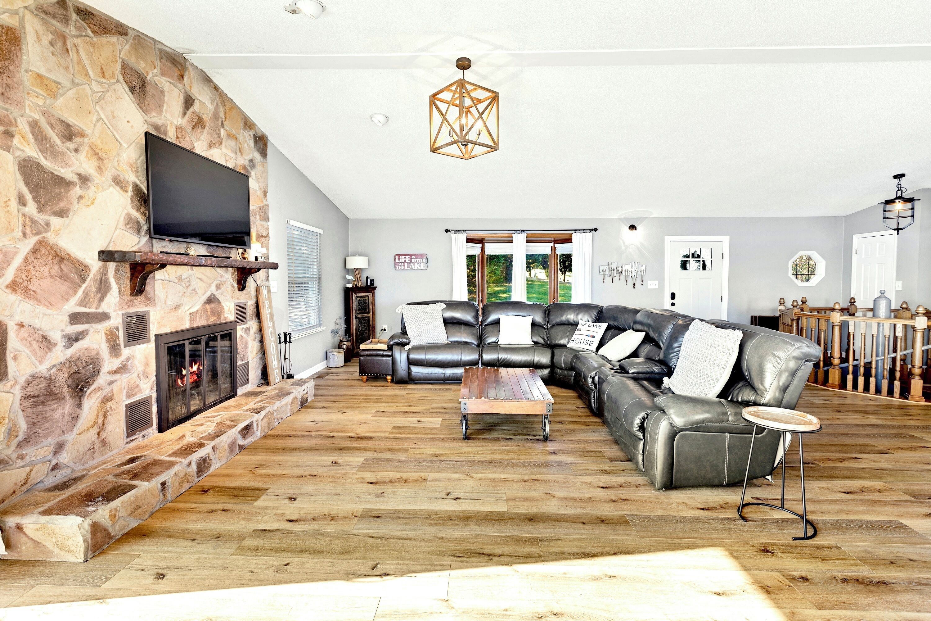 TV, fireplace, table tennis