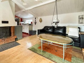 House | Property amenity - 7 Person Holiday Home in Monsteras (Monsteras)