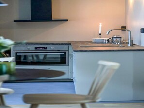 Interior - 4 Star Holiday Home in Tjorn (Myggenäs)